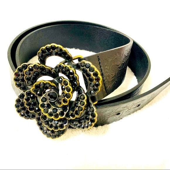 FOSSIL Tooled Belt Floral Rhinestone Jeweled Sz M - Picture 1 of 6